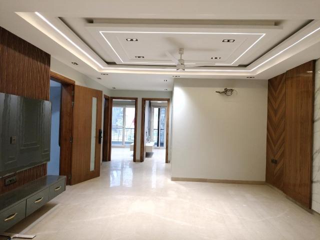 4 BHK Independent Builder Floor in Sector 8 Dwarka for resale New Delhi. The reference number is 19498328