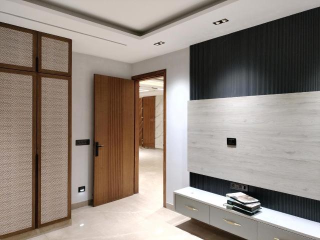 4 BHK Independent Builder Floor in Sector 8 Dwarka for resale New Delhi. The reference number is 17951968