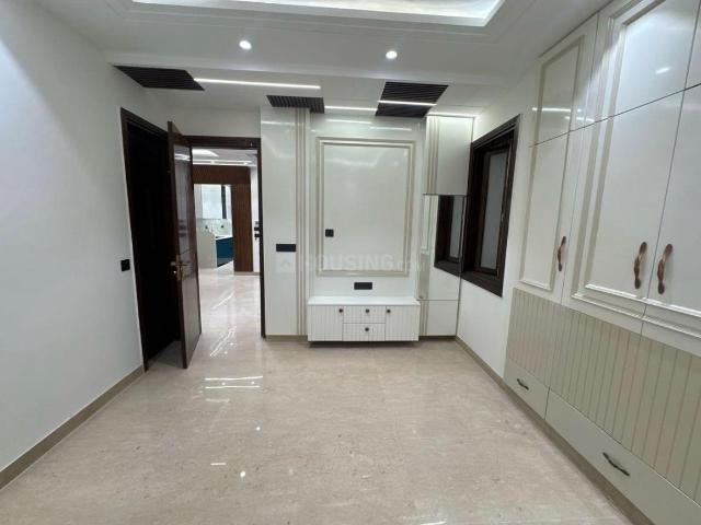 4 BHK Independent Builder Floor in Sector 8 Rohini for resale New Delhi. The reference number is 20581144