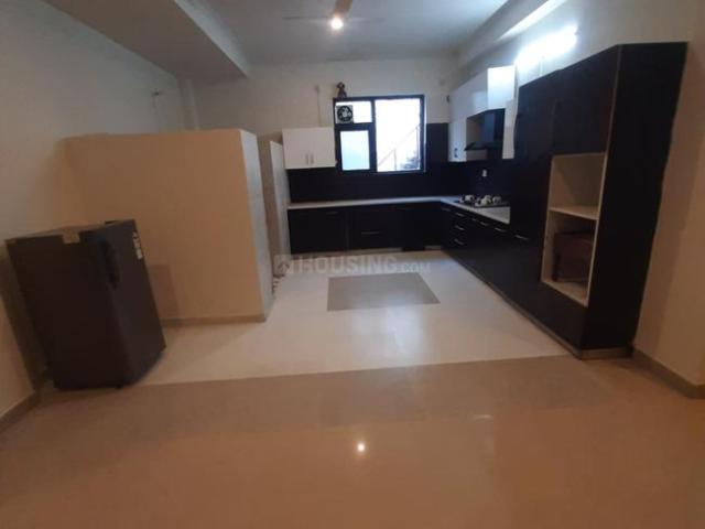 4 BHK Independent Builder Floor in Sector 92 for rent Noida. The reference number is 17778257