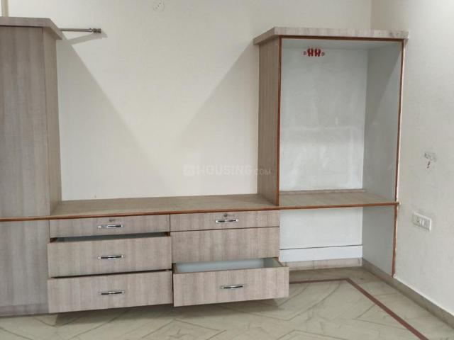 4 BHK Independent Builder Floor in Sector 9 for rent Gurgaon. The reference number is 20631852