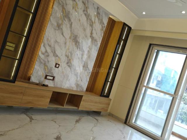 4 BHK Independent Builder Floor in Sector 9 for resale Gurgaon. The reference number is 20766617