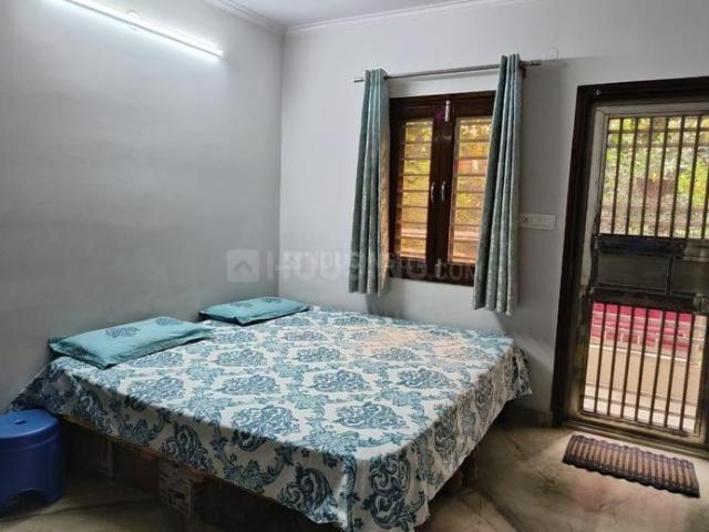 4 BHK Independent Builder Floor in Sector 11 Rohini for resale New Delhi. The reference number is 19895237