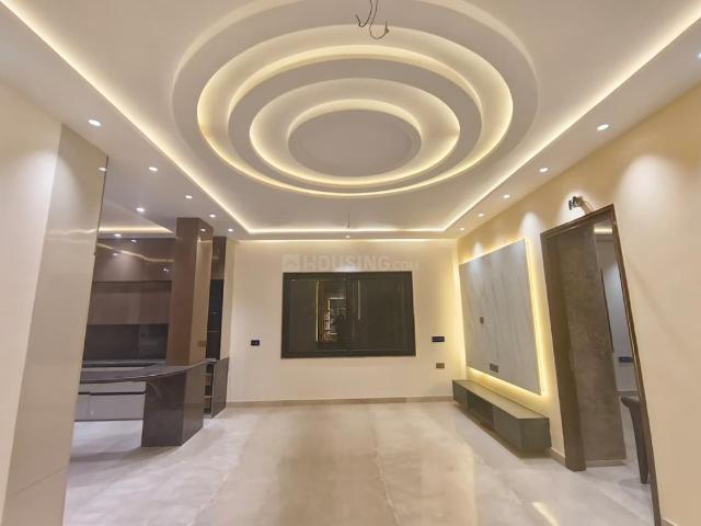 4 BHK Independent Builder Floor in Sector 11 Rohini for resale New Delhi. The reference number is 19986728