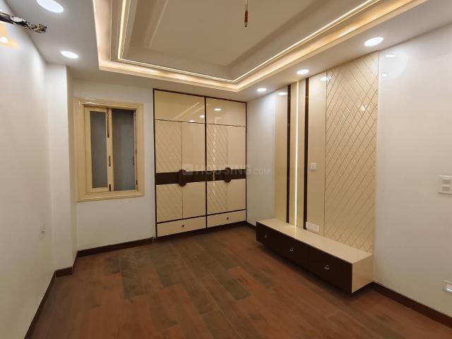 4 BHK Independent Builder Floor in Sector 11 Rohini for resale New Delhi. The reference number is 19988473