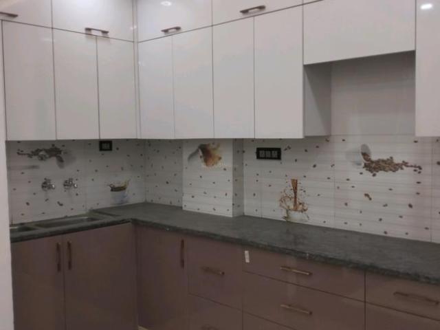 4 BHK Independent Builder Floor in Sector 11 Rohini for resale New Delhi. The reference number is 19377409