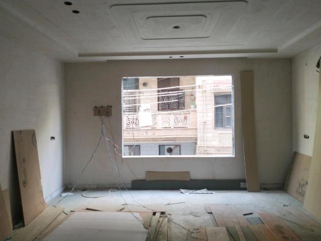 4 BHK Independent Builder Floor in Sector 11 Rohini for resale New Delhi. The reference number is 20274487