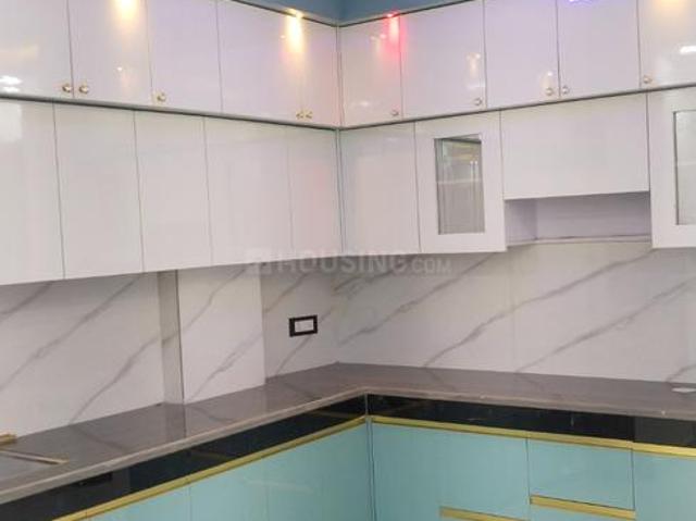 4 BHK Independent Builder Floor in Sector 14 Dwarka for resale New Delhi. The reference number is 18101722