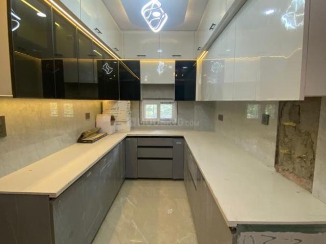 4 BHK Independent Builder Floor in Sector 15 Dwarka for resale New Delhi. The reference number is 20138534
