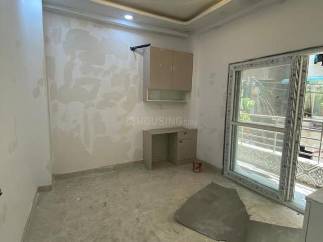 4 BHK Independent Builder Floor in Raju Parak Extension for resale New Delhi. The reference number is 20139284