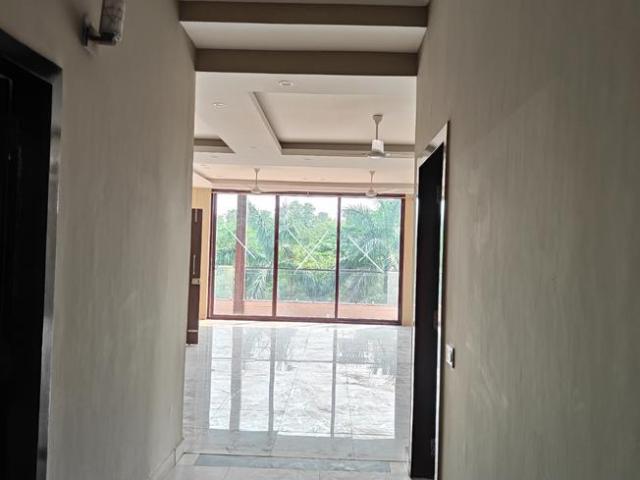 4 BHK Independent Builder Floor in Sector 15A for rent Noida. The reference number is 19132054