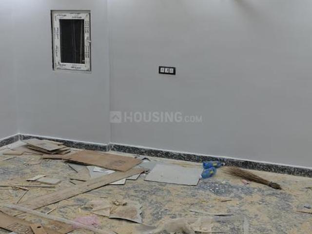 4 BHK Independent Builder Floor in Sector 16 Rohini for resale New Delhi. The reference number is 18947909