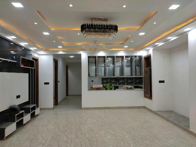 4 BHK Independent Builder Floor in Sector 16B Dwarka for resale New Delhi. The reference number is 11587831