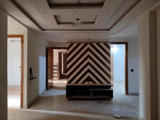 4 BHK Independent Builder Floor in Sector 16B Dwarka for resale New Delhi. The reference number is 12672830
