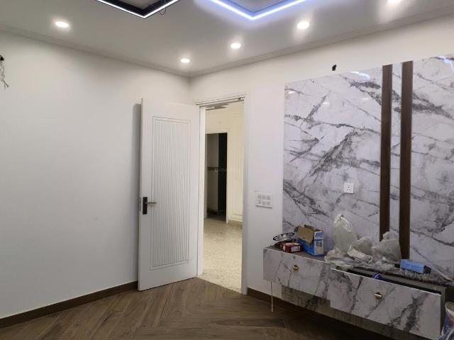 4 BHK Independent Builder Floor in Sector 20 Rohini for resale New Delhi. The reference number is 18284918