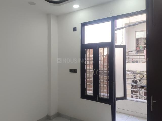4 BHK Independent Builder Floor in Sector 24 Rohini for resale New Delhi. The reference number is 19695852