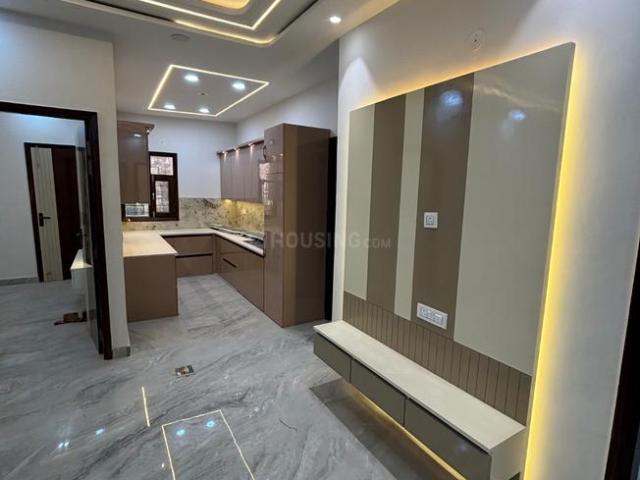 4 BHK Independent Builder Floor in Sector 24 Rohini for resale New Delhi. The reference number is 19712670