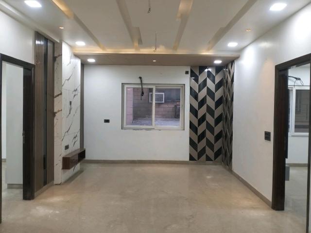 4 BHK Independent Builder Floor in Sector 24 Rohini for resale New Delhi. The reference number is 19963608