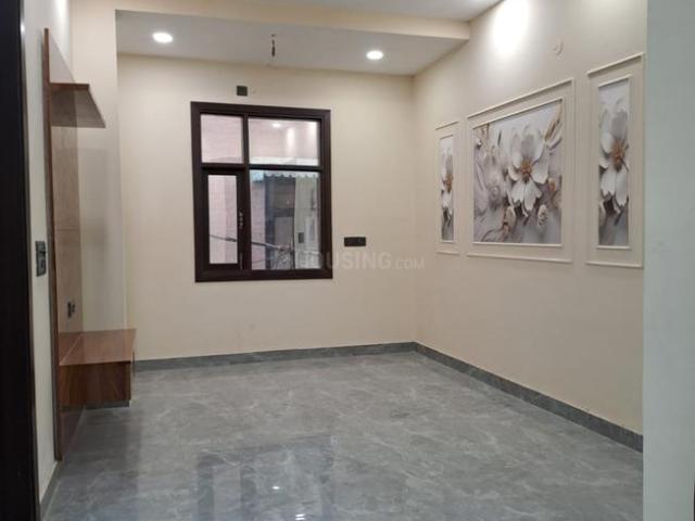 4 BHK Independent Builder Floor in Rohini Sector 28 for resale New Delhi. The reference number is 20065846