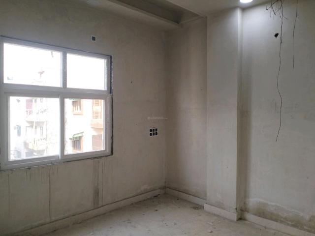 4 BHK Independent Builder Floor in Sector 25 Rohini for resale New Delhi. The reference number is 20398044