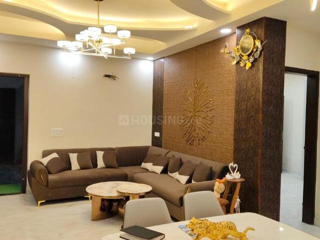4 BHK Independent Builder Floor in Sector 25 Rohini for resale North West Delhi. The reference number is 16830994