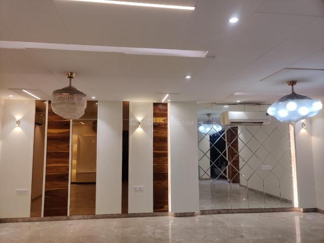 4 BHK Independent Builder Floor in Sector 26 Rohini for resale New Delhi. The reference number is 19988863