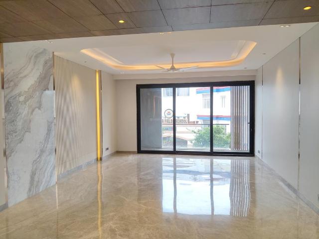 4 BHK Independent Builder Floor in Sector 26A for resale Gurgaon. The reference number is 20841238