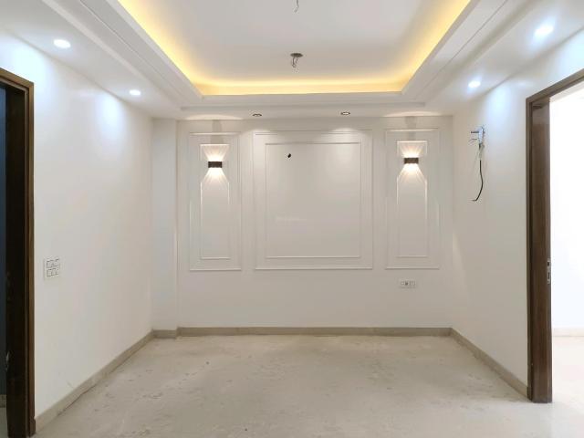 4 BHK Independent Builder Floor in Sector 29 Rohini for resale New Delhi. The reference number is 19635627