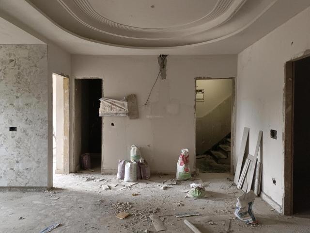 4 BHK Independent Builder Floor in Rohini Sector 28 for resale New Delhi. The reference number is 20134379