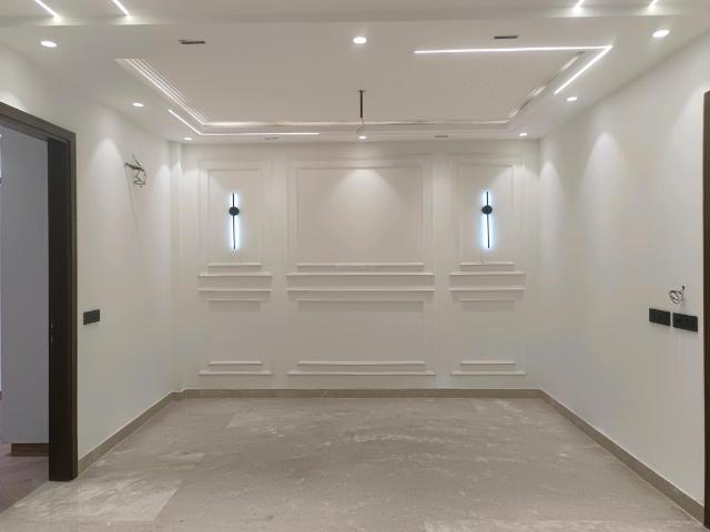 4 BHK Independent Builder Floor in Sector 3 Rohini for resale New Delhi. The reference number is 17694865