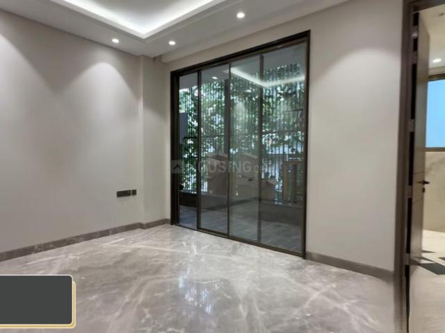 4 BHK Independent Builder Floor in Shanti Niketan for resale New Delhi. The reference number is 17554741