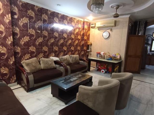 4 BHK Independent Builder Floor in Shakurpur for resale New Delhi. The reference number is 20697948