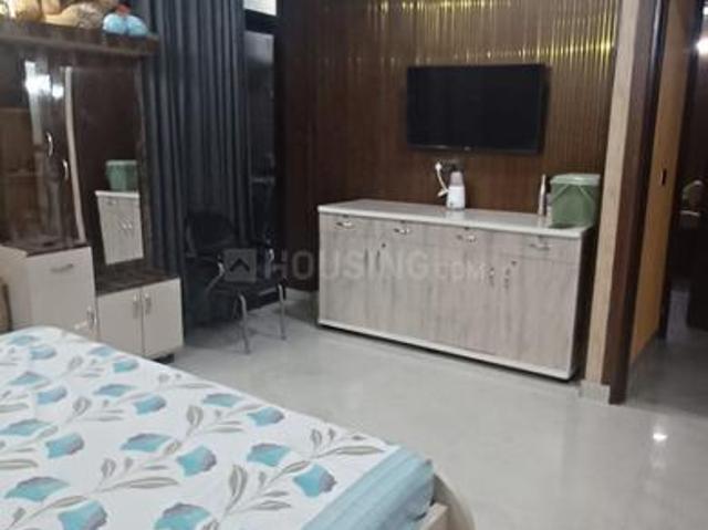 4 BHK Independent Builder Floor in Shastri Nagar for resale Ghaziabad. The reference number is 20544232