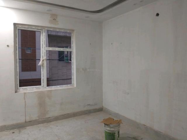 4 BHK Independent Builder Floor in Shastri Nagar for resale New Delhi. The reference number is 19972892