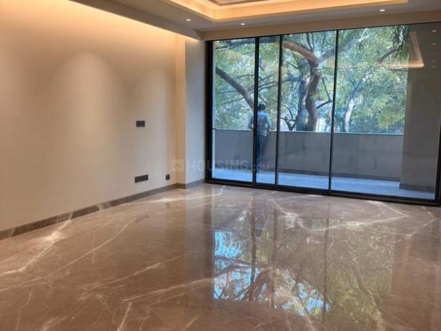 4 BHK Independent Builder Floor in South Extension II for resale New Delhi. The reference number is 19536182