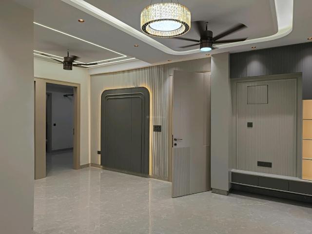 4 BHK Independent Builder Floor in Vaishali for resale Ghaziabad. The reference number is 20703666