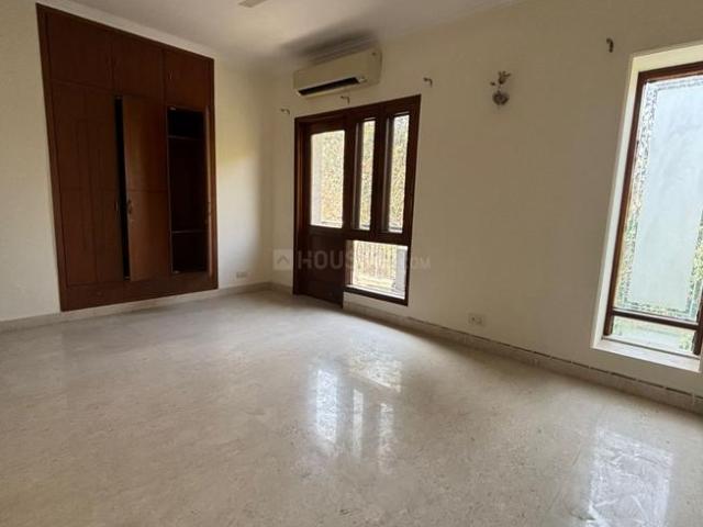 4 BHK Independent Builder Floor in Vasant Vihar for rent New Delhi. The reference number is 19669149