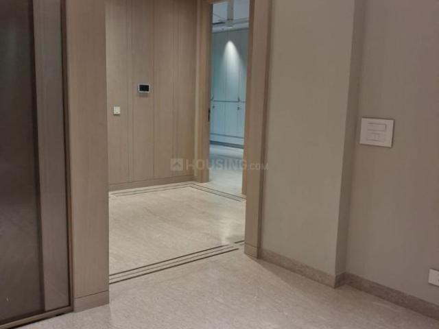 4 BHK Independent Builder Floor in Vasant Vihar for rent New Delhi. The reference number is 20563367