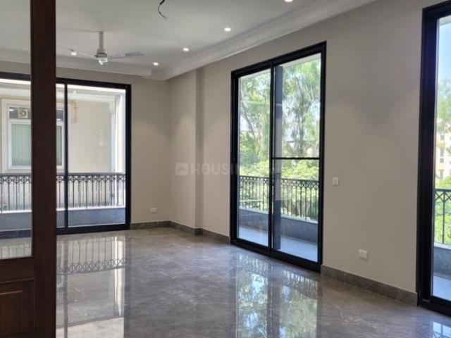 4 BHK Independent Builder Floor in Vasant Vihar for rent New Delhi. The reference number is 20570924
