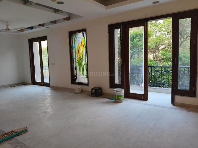 4 BHK Independent Builder Floor in Vasant Vihar for rent New Delhi. The reference number is 21008559