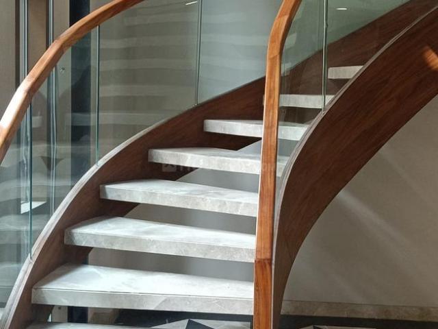 4 BHK Independent Builder Floor in Vasant Vihar for resale New Delhi. The reference number is 16084171