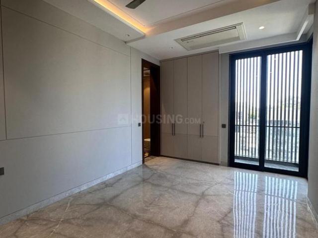 4 BHK Independent Builder Floor in Vasant Vihar for resale New Delhi. The reference number is 17113155