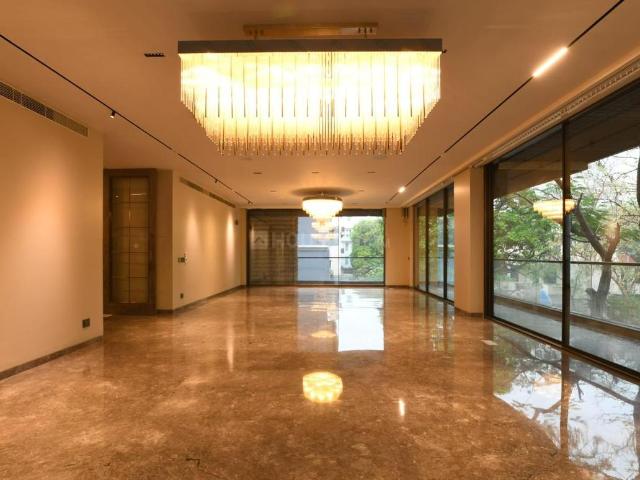 4 BHK Independent Builder Floor in Vasant Vihar for resale New Delhi. The reference number is 20399276
