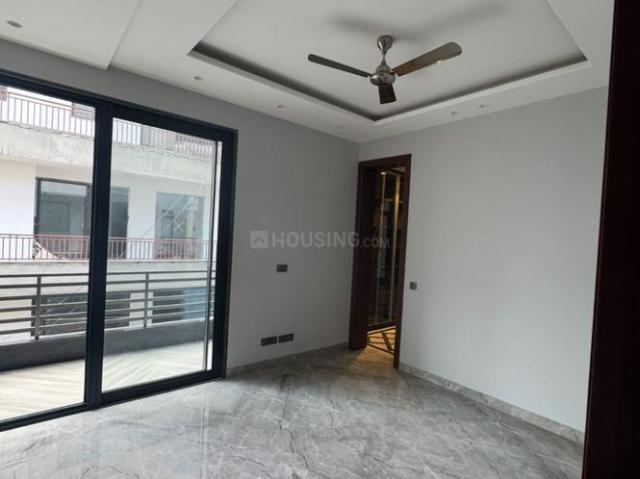 4 BHK Independent Builder Floor in Vasant Vihar for resale New Delhi. The reference number is 20645231
