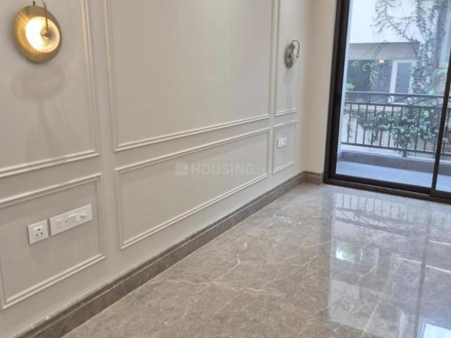 4 BHK Independent Builder Floor in Vasant Vihar for resale New Delhi. The reference number is 20746456