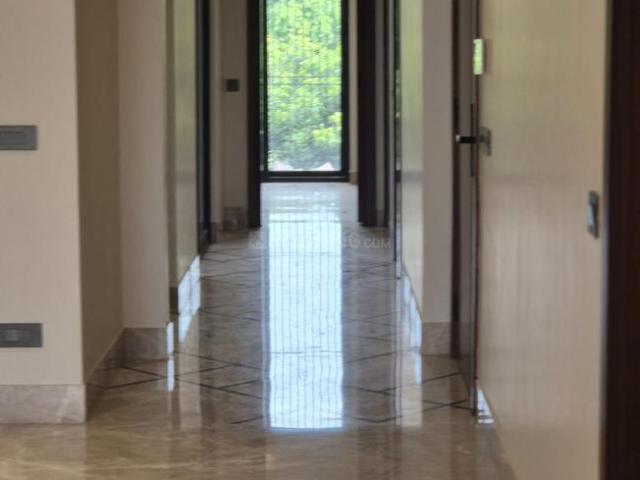 4 BHK Independent Builder Floor in Vasant Vihar for resale New Delhi. The reference number is 20738697
