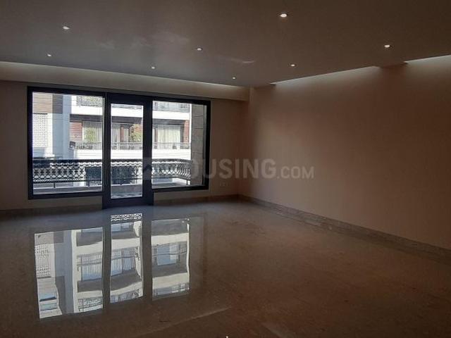 4 BHK Independent Builder Floor in Vasant Vihar for resale New Delhi. The reference number is 20864127