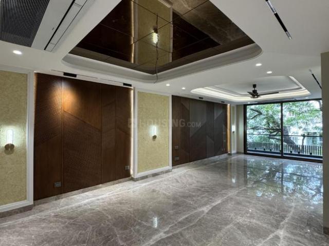 4 BHK Independent Builder Floor in Vasant Vihar for resale New Delhi. The reference number is 20948078
