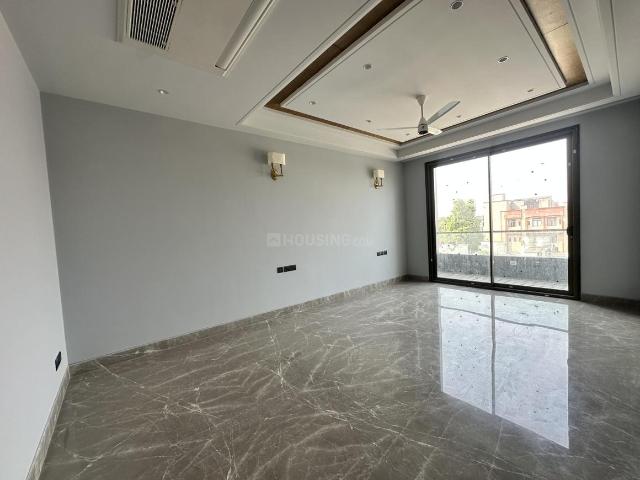 4 BHK Independent Builder Floor in Vasant Vihar for resale New Delhi. The reference number is 20949394