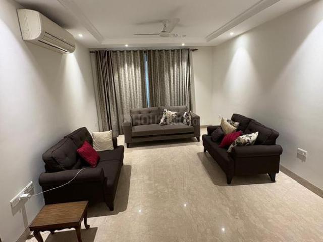 4 BHK Independent Builder Floor in Vasant Vihar for resale New Delhi. The reference number is 20956143